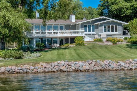 redfin lake geneva